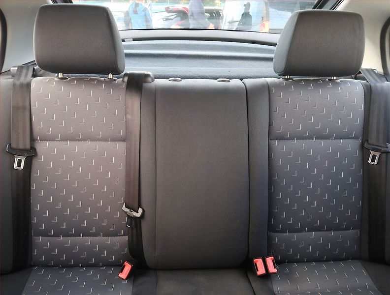 Škoda Octavia (2007) 1.6, po STK, dobrý stav - fotka 10 z 16