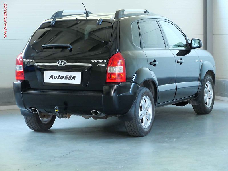 Hyundai Tucson (2008) 2.0CRDi, AC, TZ - fotka 4 z 18