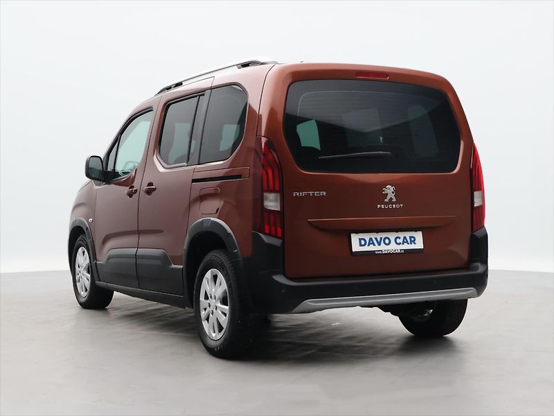 Peugeot Rifter 1,5 HDi 96kW Allure Aut.klima - fotka 5 z 32