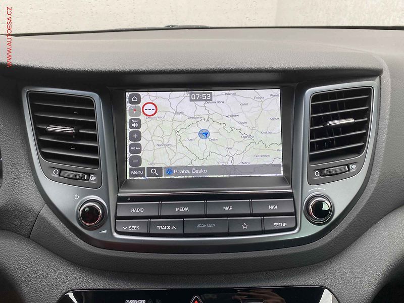 Hyundai Tucson (2018) 1.6 GDi, Go!, navi, kamera - fotka 17 z 18