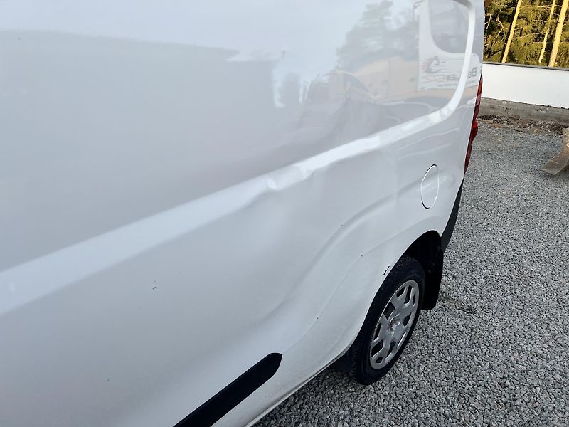 Fiat Dobló (2020) 1.6 MTJ, 77kw, SK, DPH, 1.MAJ - fotka 18 z 19