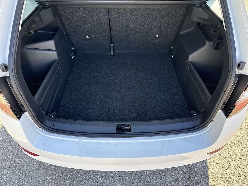 Škoda Fabia (2023) Combi 1.0 TSI Active - fotka 23 z 24