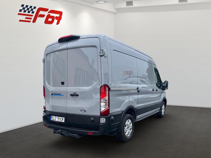 Ford Transit (2024) Trend 350 L2H2 Van BEV 68kWh  - fotka 3 z 12