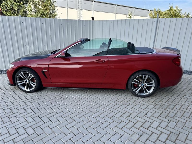 BMW Řada 4 2,0 430i xDrive Cabrio M-paket - fotka 8 z 50