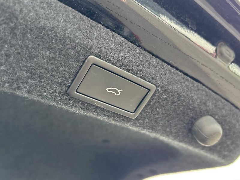 Škoda Octavia M-HEV Top Selection DSG - fotka 26 z 26
