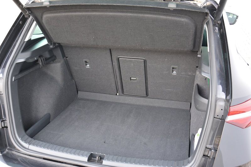 Škoda Karoq (2024) 1.5 TSI 110 kW Selection - fotka 14 z 24
