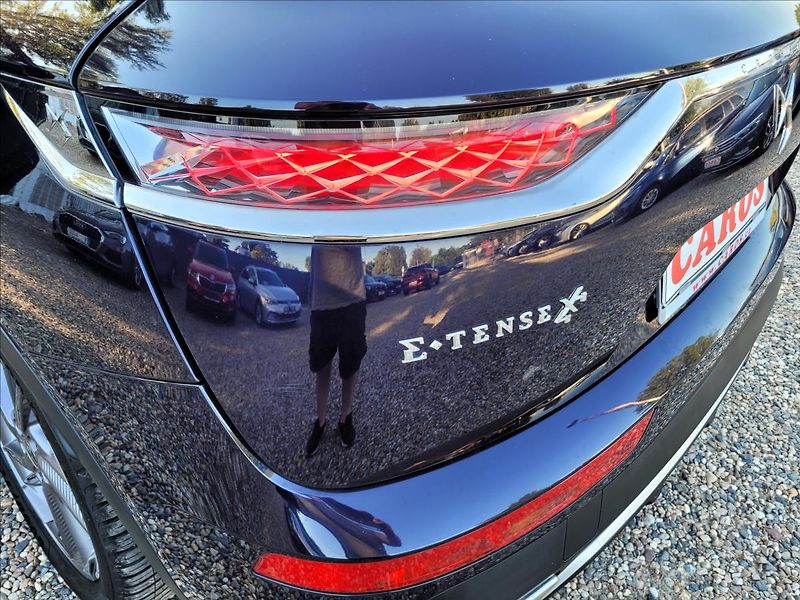 DS Automobiles DS7 Crossback 1,6 Rivoli,PHEV,4x4,kůže,výhře - fotka 36 z 42