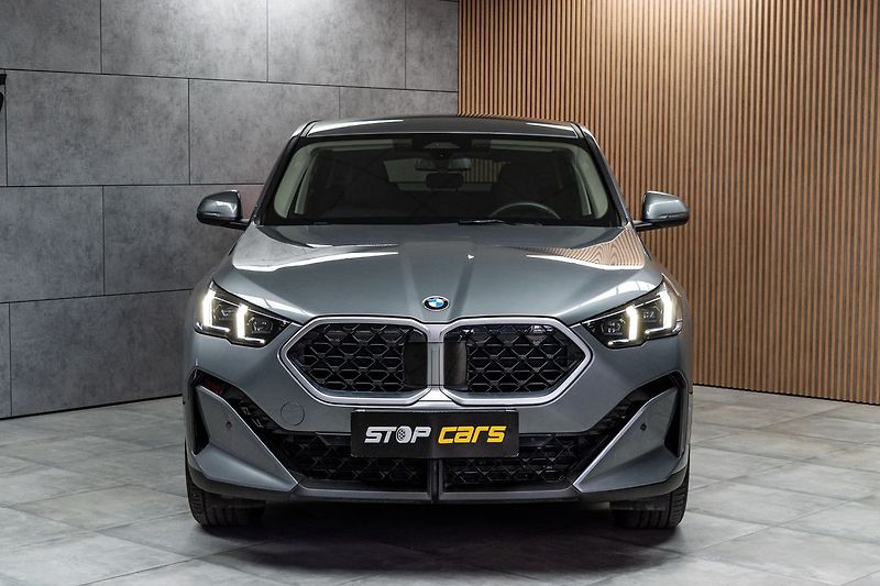 BMW X2 xDrive20d ZÁRUKA*TAŽNÉ*ČR 1.M* - fotka 2 z 45