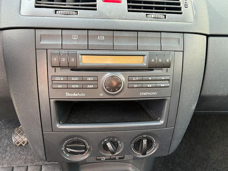 Škoda Fabia (2006) 1.4MPi, 55KW,TEMP., BEZ KOROZE - fotka 10 z 22