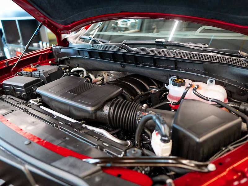 Chevrolet Suburban (2026) 6.2 V8 High Country 2026 - fotka 47 z 49