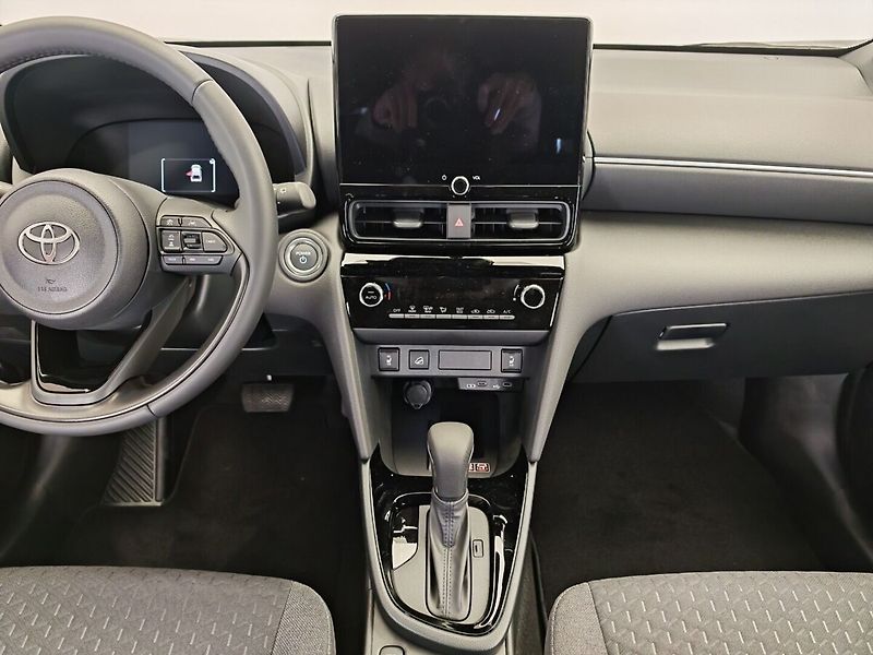 Toyota Yaris Cross 1.5 Hybrid 4x4 Style - fotka 14 z 41