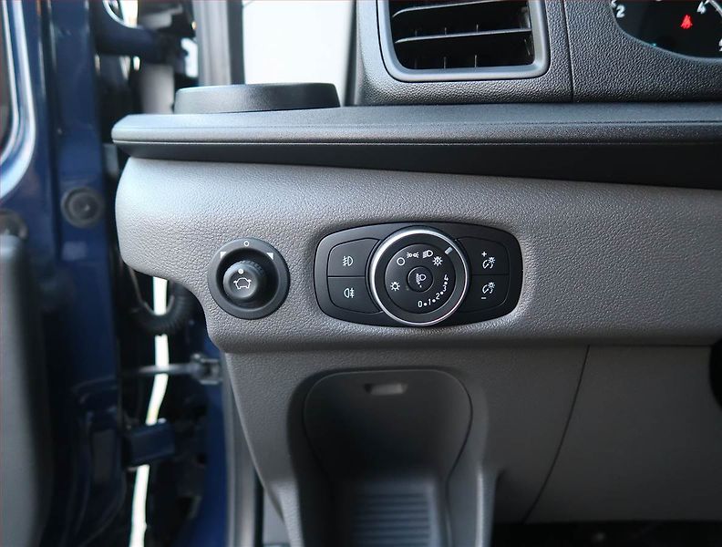 Ford Transit (2020) Trend 2.0 EcoBlue mHEV, 7Míst - fotka 18 z 19