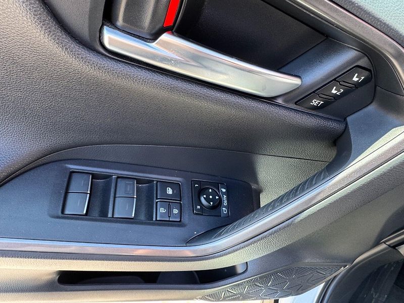 Toyota RAV4 (2024) 2.5 Hybrid 4x4 GR,JBL - fotka 24 z 30