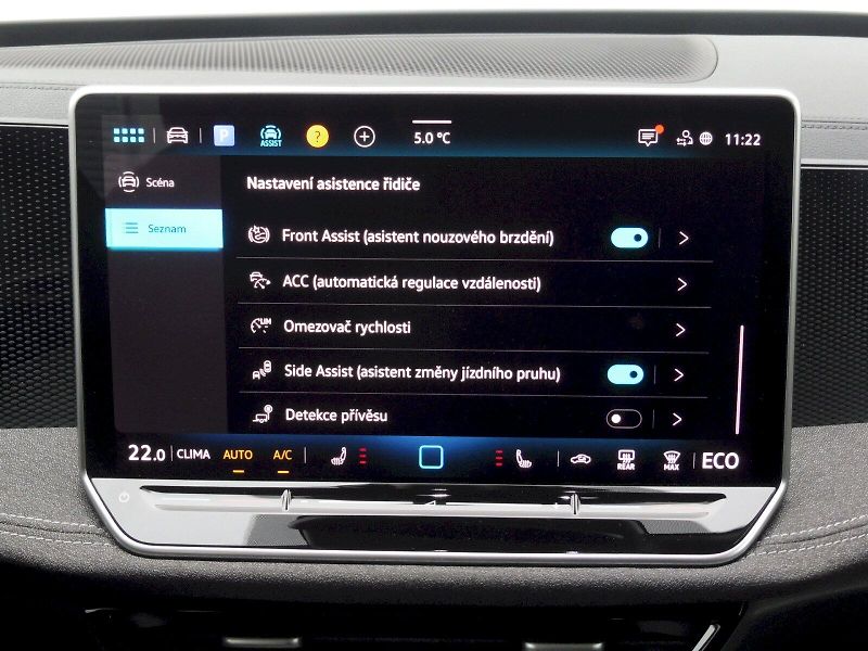 Volkswagen Passat (2026) 1,5 TSI 150kW eHybrid - fotka 15 z 28