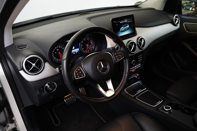 Mercedes-Benz Třídy B - fotka 13 z 28
