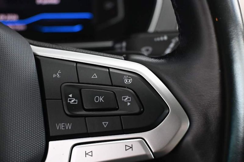 Volkswagen Passat (2023) 2.0 DSG Matrix LED ACC VIRTUAL - fotka 15 z 35