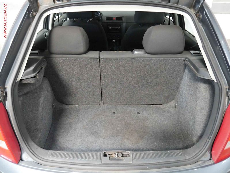 Škoda Fabia (2006) 1.4 i, 2.maj, AC - fotka 7 z 14
