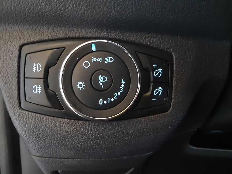 Ford Tourneo Courier 1.0 i DIGIKLIMA  - fotka 14 z 24