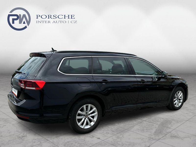 Volkswagen Passat 2.0TDI 110kW DSG BUSINESS PREM - fotka 6 z 19