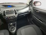 Hyundai i20 (2012) 1.2, CZ doklady - náhled 8
