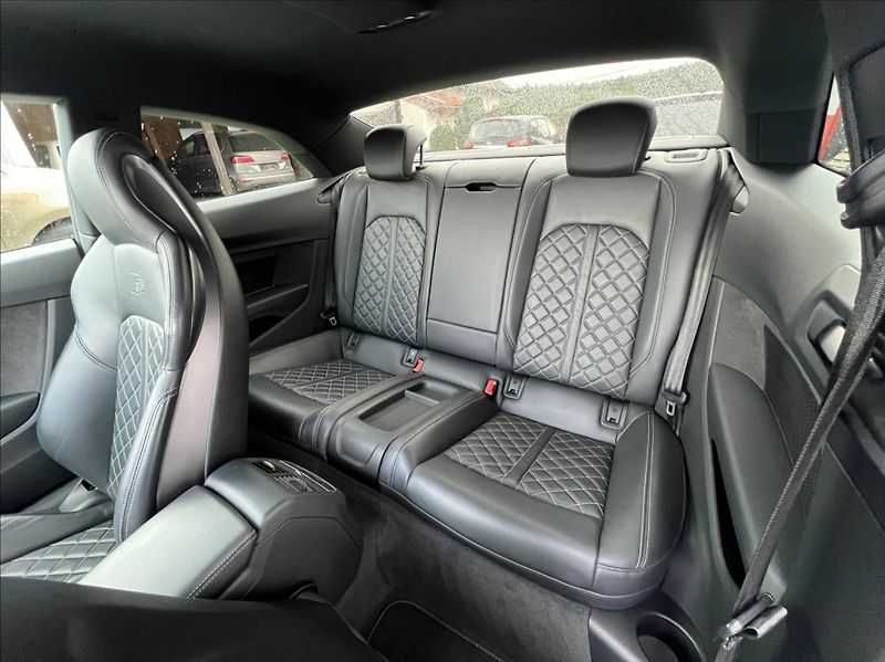 Audi S5 3,0 TDi QUATTRO / LED / MASÁŽE - fotka 13 z 49