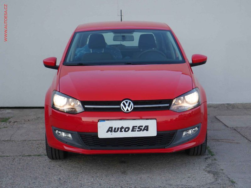 Volkswagen Polo (2009) 1.2i, ČR, AC, tempo - fotka 2 z 15