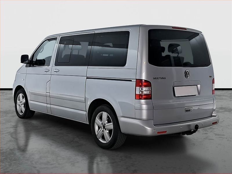 Volkswagen Multivan (2009) Highline 2.5 TDI - fotka 4 z 22