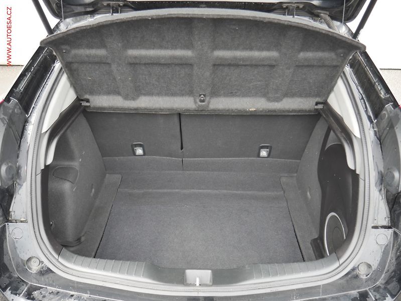 Honda Civic (2012) 2.2i-DTEC, ČR, Executive - fotka 7 z 24