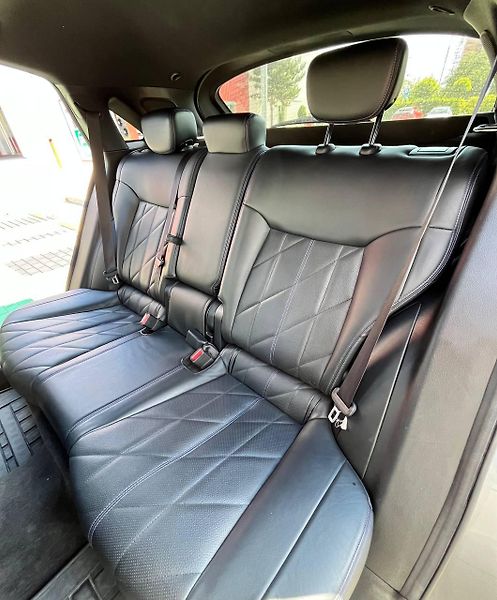 Infiniti QX70 (2015) Prodám velmi zachovalé a pravi - fotka 17 z 28