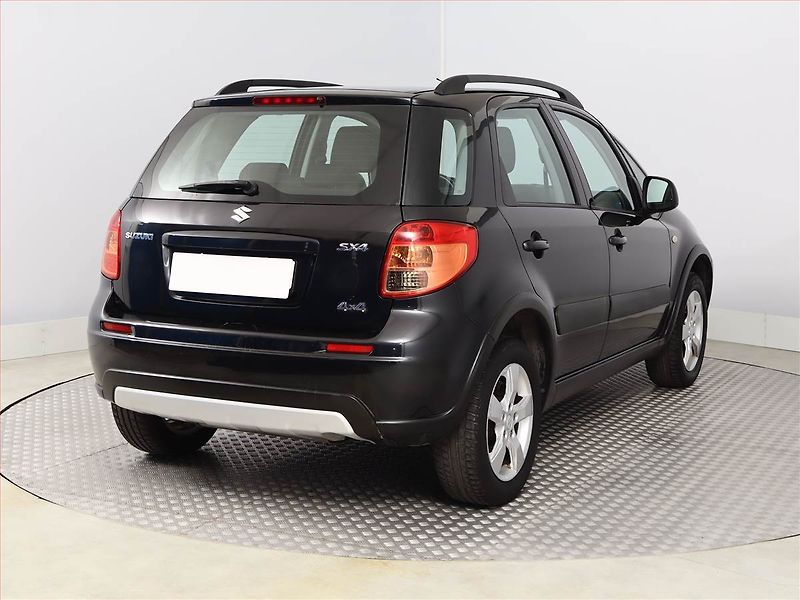 Suzuki SX4 (2011) 1.6 VVT, 4X4, Vyhř. sedaček - fotka 5 z 13