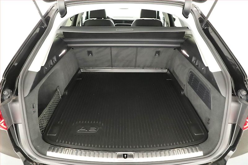 Audi A6 Allroad (2023) 50 TDI, Vzduch, Výhřev, ACC - fotka 11 z 20