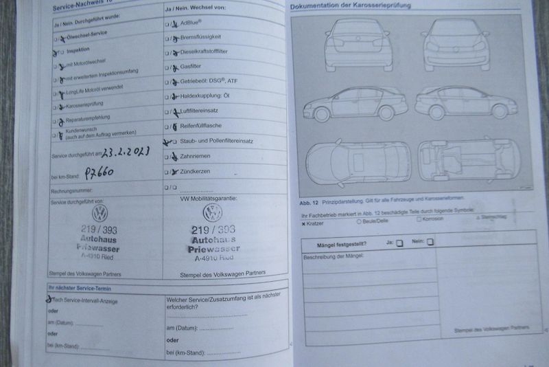 Volkswagen Golf 1.6 TDi AUT.KLIMA VYHŘ.SEDAČKY - fotka 29 z 32