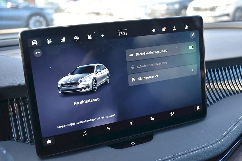 Škoda Superb (2026) Combi Laurin & Klement 2,0 TDI - fotka 25 z 45