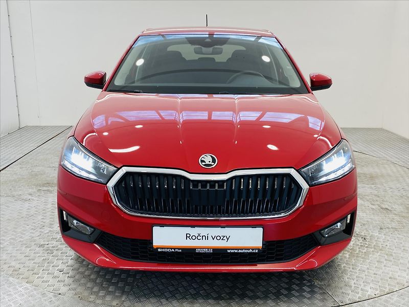 Škoda Fabia 1,0 TSI 85kW Top Selection - fotka 4 z 24
