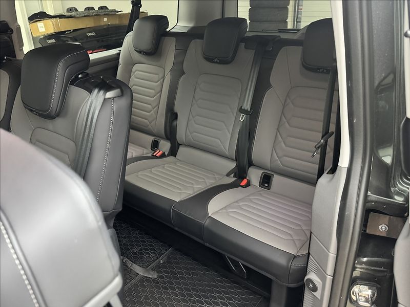 Volkswagen Caravelle 2,0 DSG 4X4 DPH LONG ZÁRUKA ČR - fotka 45 z 53