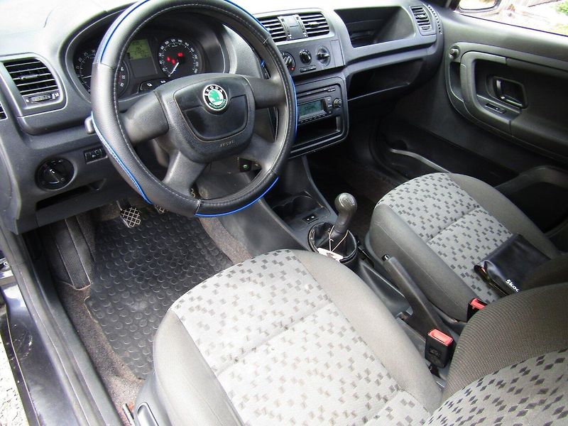 Škoda Praktik (2011) 1.2 TDI 55kW KLIMA - fotka 13 z 25