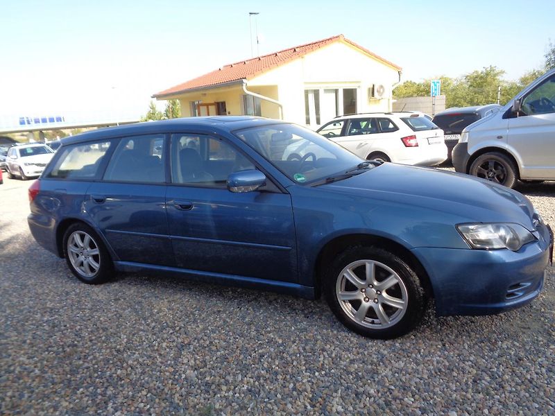 Subaru Legacy 2,0 - fotka 4 z 30