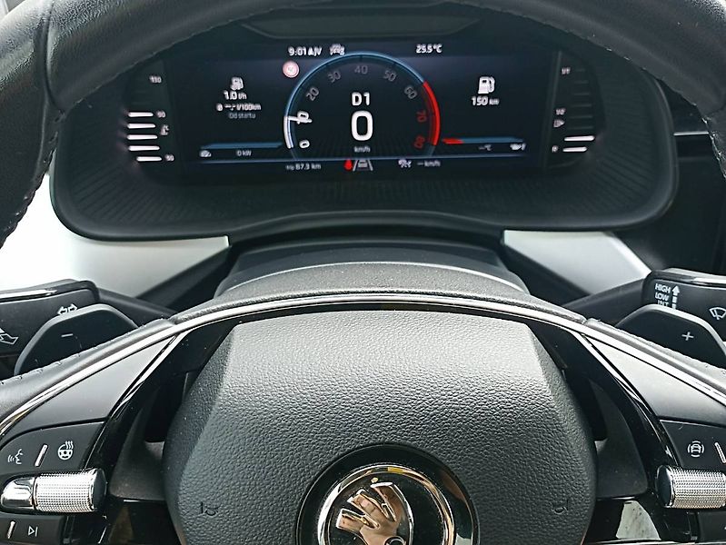 Škoda Kamiq (2023) 1.0 TSI 81kW DSG LED - fotka 14 z 31