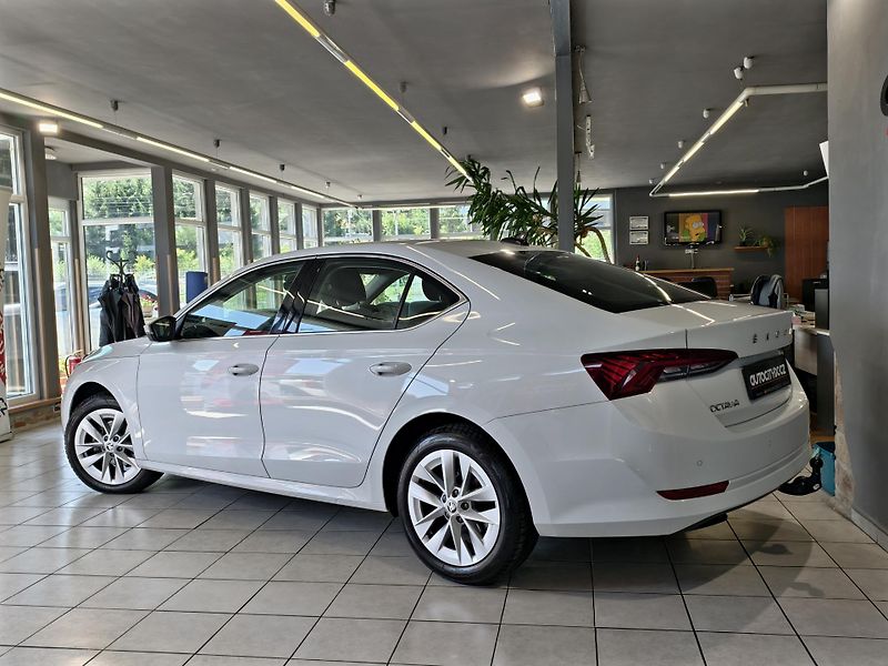 Škoda Octavia 2.0 TDi 110kW STYLE, ČR, DPH - fotka 24 z 24