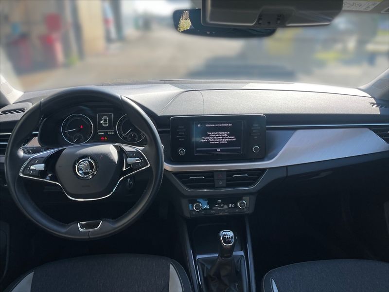Škoda Scala 1,5 TSI Style - fotka 9 z 11
