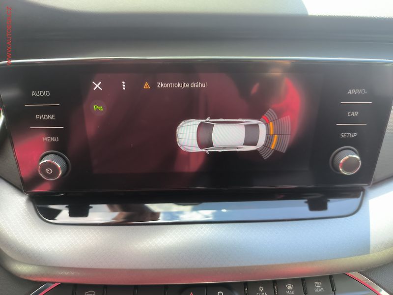 Škoda Octavia (2021) 1.5 TSi, 2.maj,ČR, Ambition - fotka 15 z 25