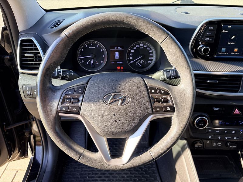 Hyundai Tucson 1.6T-GDi 130kW 4x4 IceBreaker - fotka 15 z 43