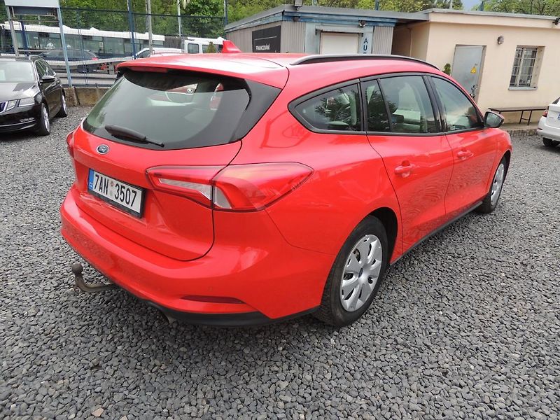 Ford Focus (2019) Combi 1.0i,92kw,ČR,1.majitel - fotka 5 z 49