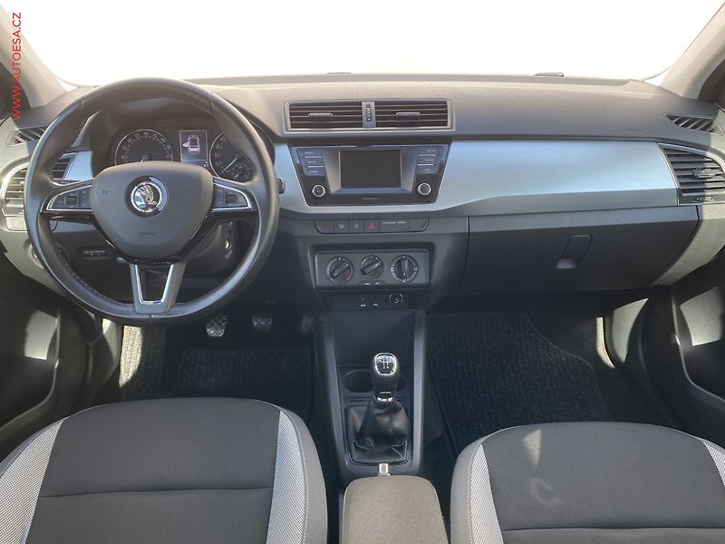 Škoda Fabia (2015) 1.4 TDi, Ambition, +kola - fotka 8 z 16