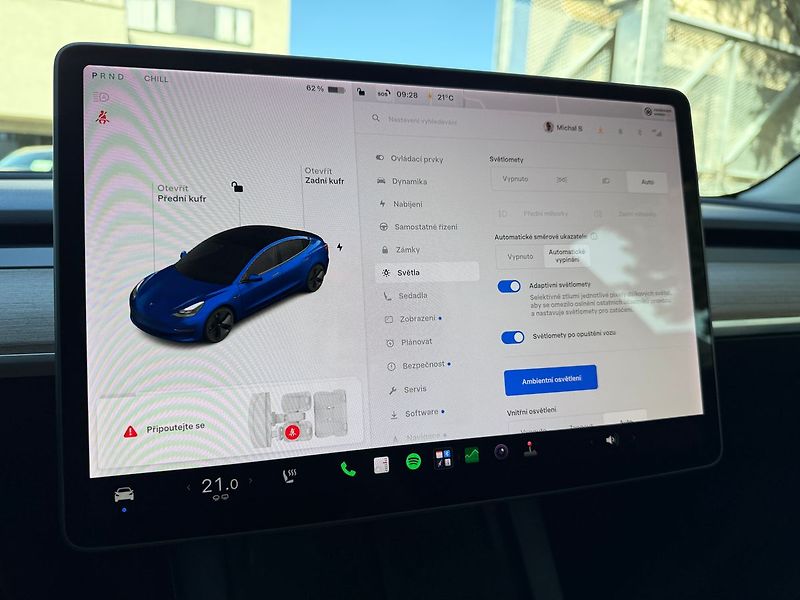 Tesla Model 3 Long Range REZERVACE - fotka 22 z 41