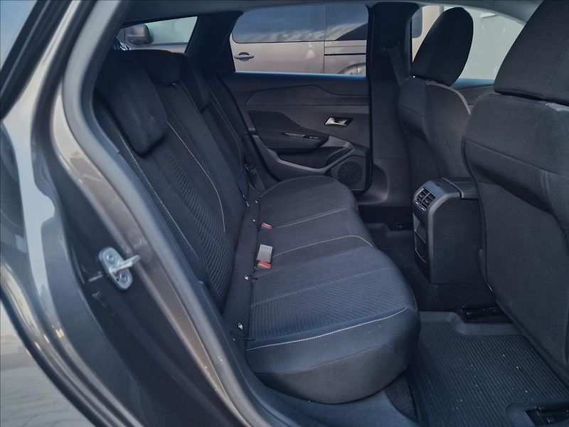 Peugeot 308 1.2Puretech Active Pack SW,ČR - fotka 15 z 47