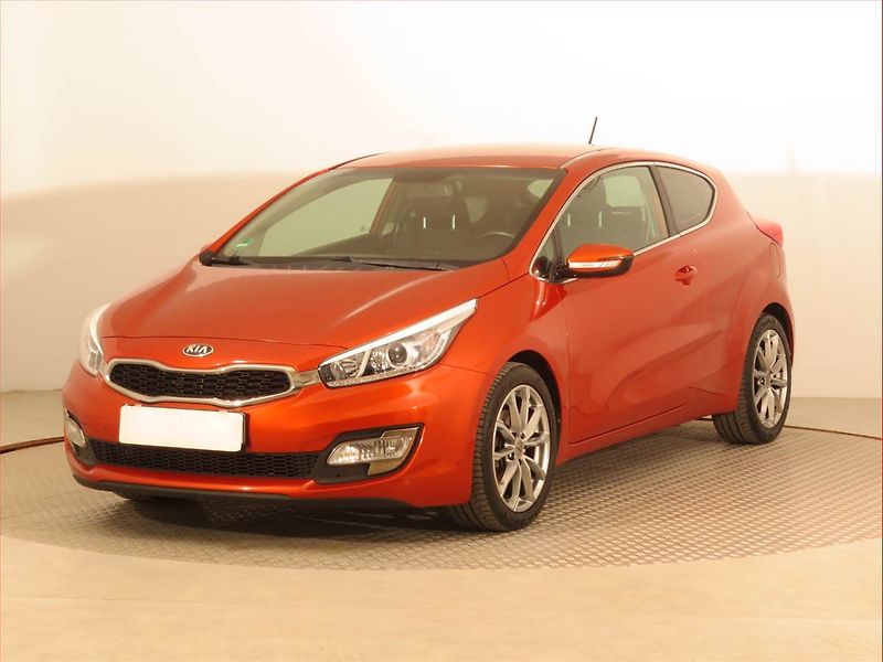 Kia Pro_Ceed (2013) 1.6 GDI, Serv.kniha, Tempomat - fotka 2 z 15