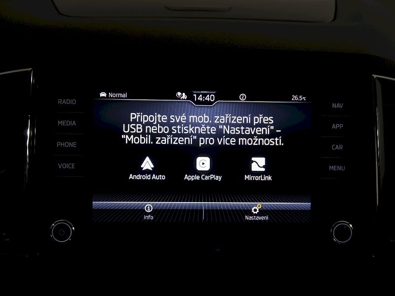 Škoda Karoq (2023) STYLE 1.5TSI 110KW DSG NAVI - fotka 25 z 41