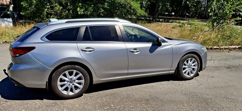 Mazda 6 2.0 benzin 121kw - fotka 5 z 28