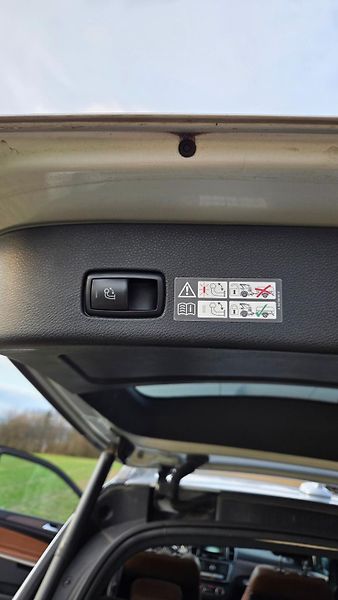Mercedes-Benz GLS (2019) 4.7 /335kW - fotka 8 z 39